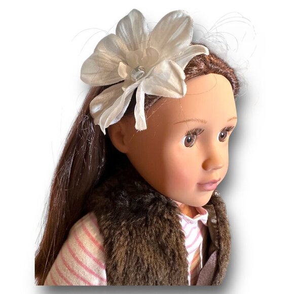 Sienna 18" Doll With Long Brown Hair Wearing Pink Skirt & Faux Fur Vest - Picture 3 of 15